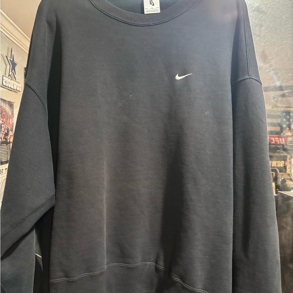 Nike Men's Black Sweater